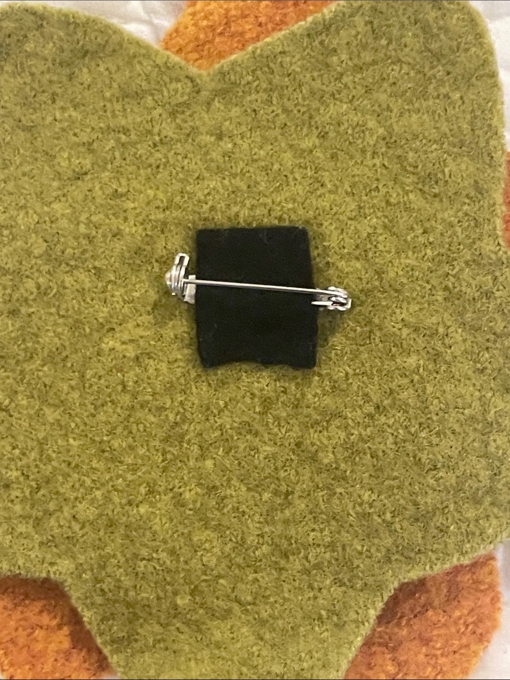 Lapel pins made from wool fabric 5” diameter. - Picture 5 of 7